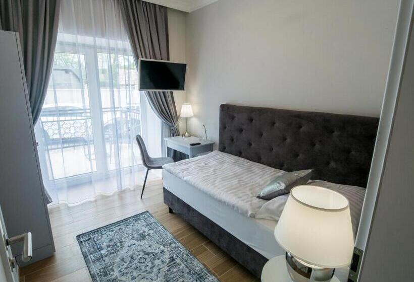 بنسيون Am Kaštieľ Penzion