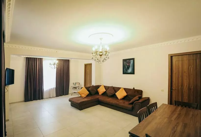 پانسیون Bebo Babu Guest House