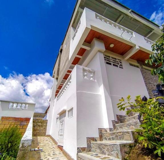 펜션 Eco Lodge Colinas De Saldaña