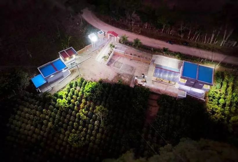 ペンション Eco Lodge Colinas De Saldaña
