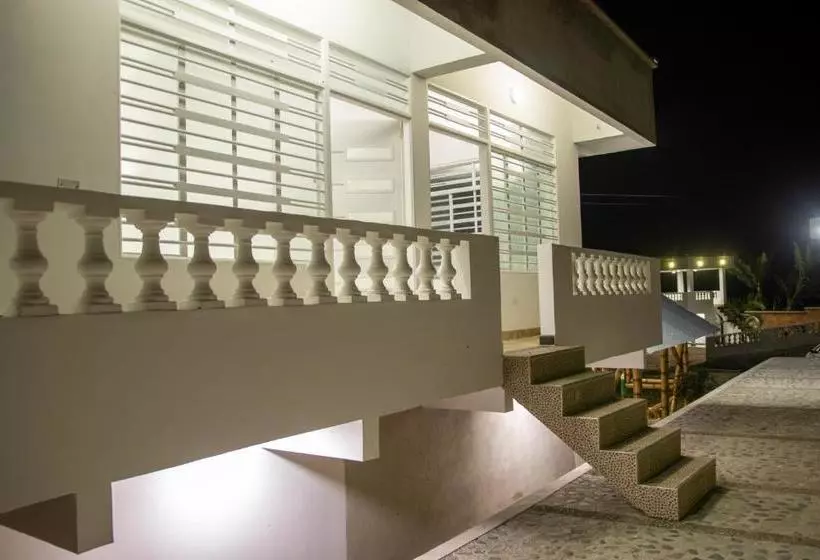 ペンション Eco Lodge Colinas De Saldaña