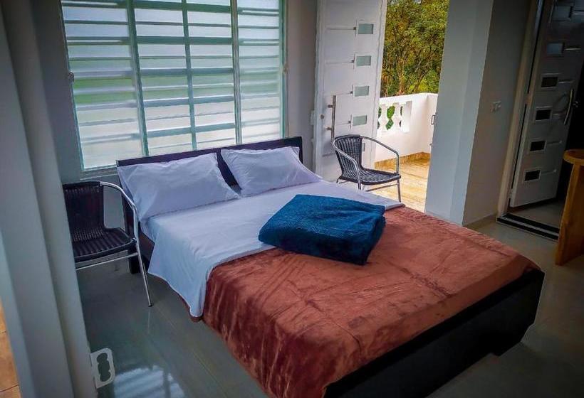 펜션 Eco Lodge Colinas De Saldaña