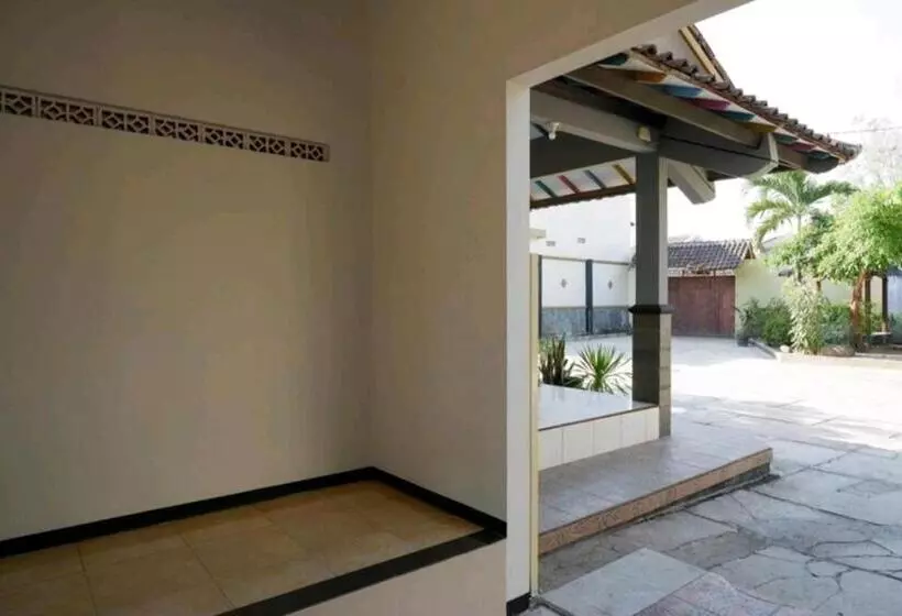 Majatalo Villetta House Syariah