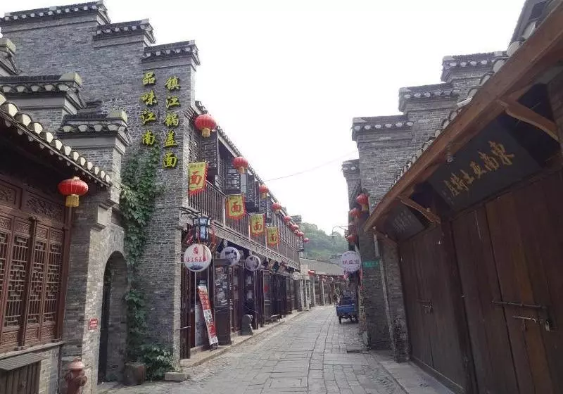 ホテル 7 Days Inn Zhenjiang Jinshan Park Branch