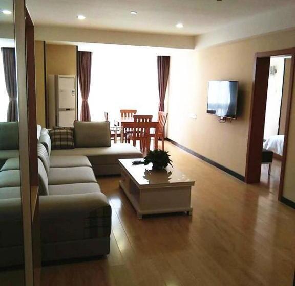 Hotel 7days Premium Jingjiang Fuhai New World Bus Station