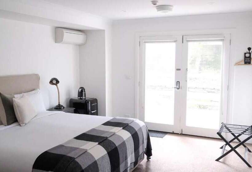 Отель Flash Jacks Of Gundagai