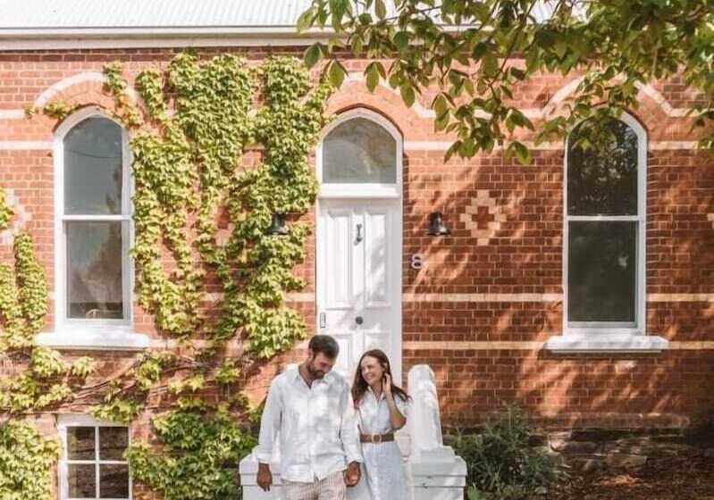 Отель Flash Jacks Of Gundagai