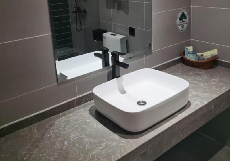 Hotel Greentree Inn Lanzhou Donghu Square Provincial People S Hospital