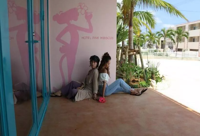 Hotelli Pink Hibiscus