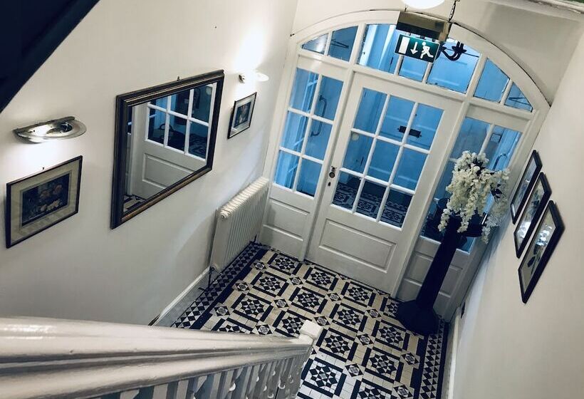 فندق The Silk House