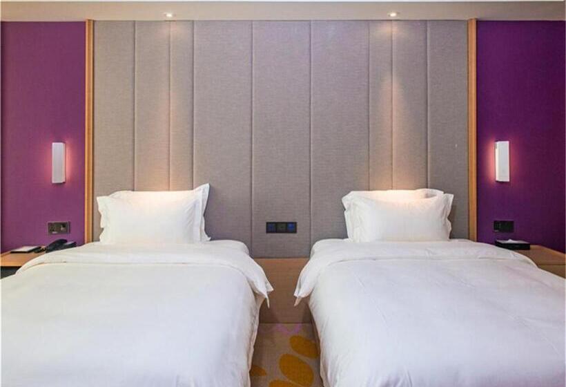 Lavande Hotel Jiangmen Golf Club