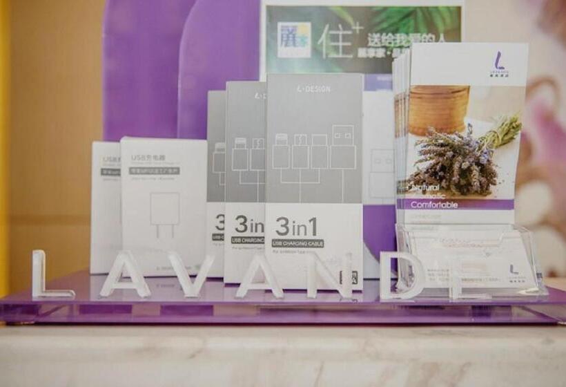 Lavande Hotel Neijiang High Speed Railway Station Peace Plaza