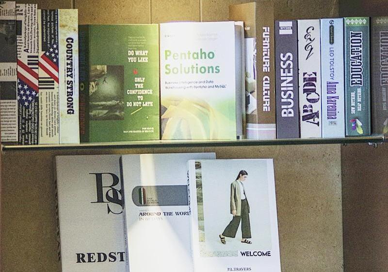 Lavande Hotel Neijiang High Speed Railway Station Peace Plaza