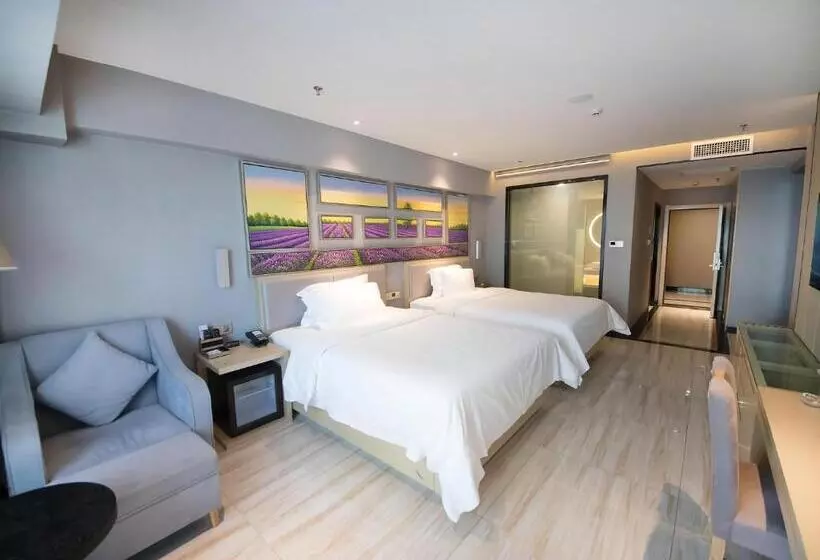 Lavande Hotel Urumqi High Speed Railway Wanda Plaza