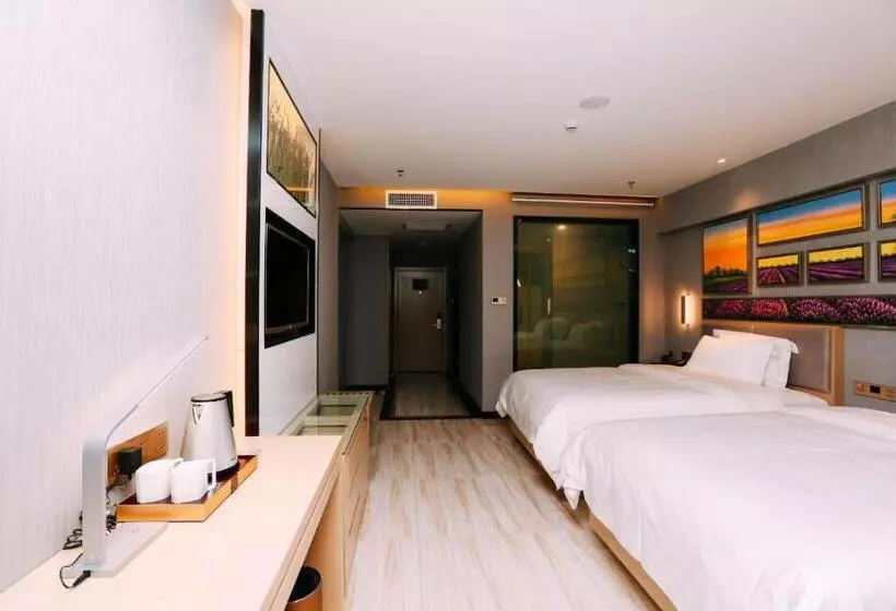 Lavande Hotel Urumqi High Speed Railway Wanda Plaza
