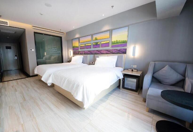 Lavande Hotel Urumqi High Speed Railway Wanda Plaza