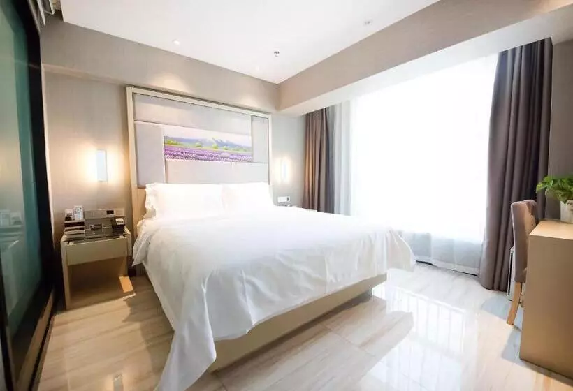 Lavande Hotel Urumqi High Speed Railway Wanda Plaza