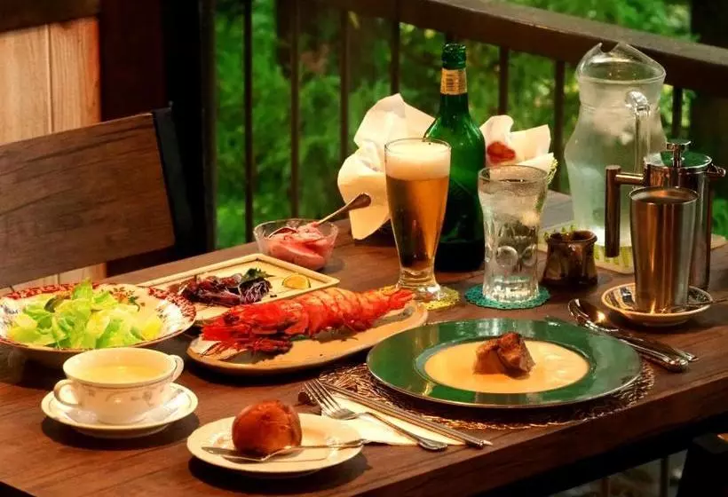ペンション Gableview Forest Inn ゲーブルビュー