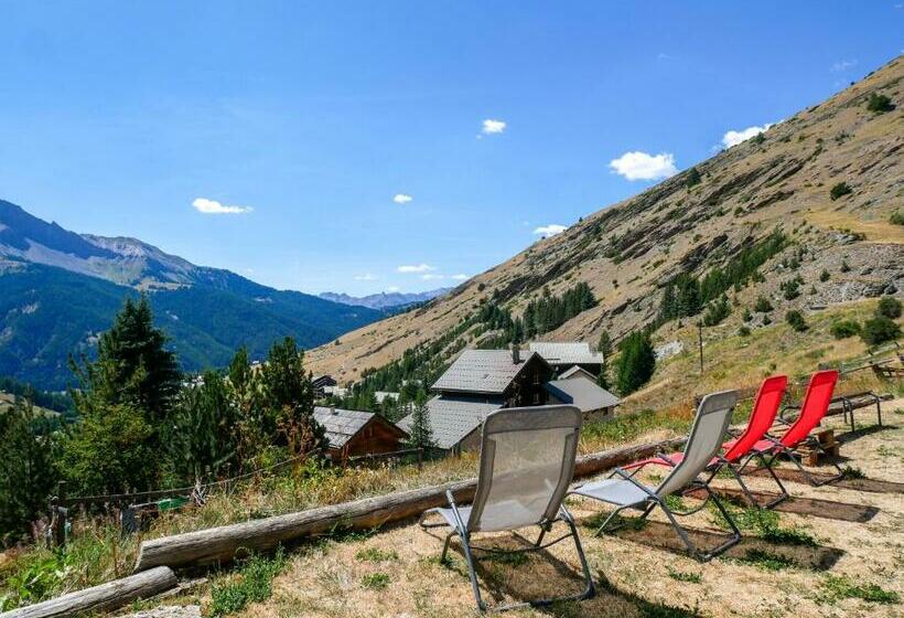 旅馆 Chalet Le Genepy With Amazing Views!