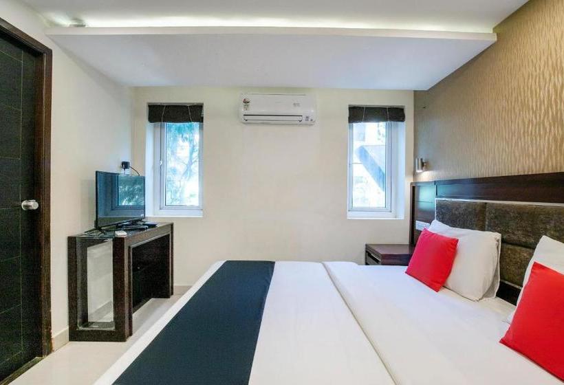 Hotel Collection O 71607 Apple Valley Inn