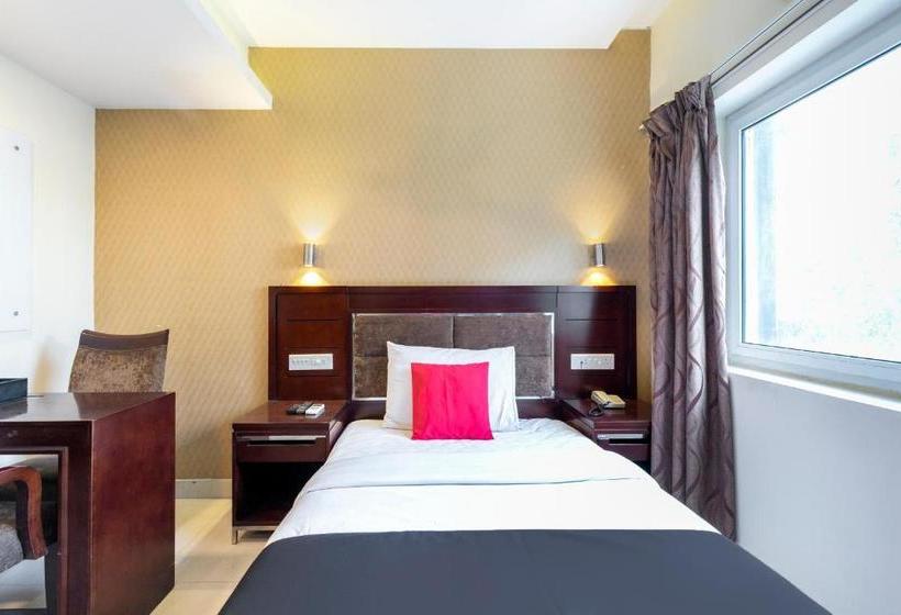 Hotel Collection O 71607 Apple Valley Inn