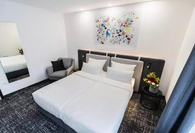 Libarty Hotels