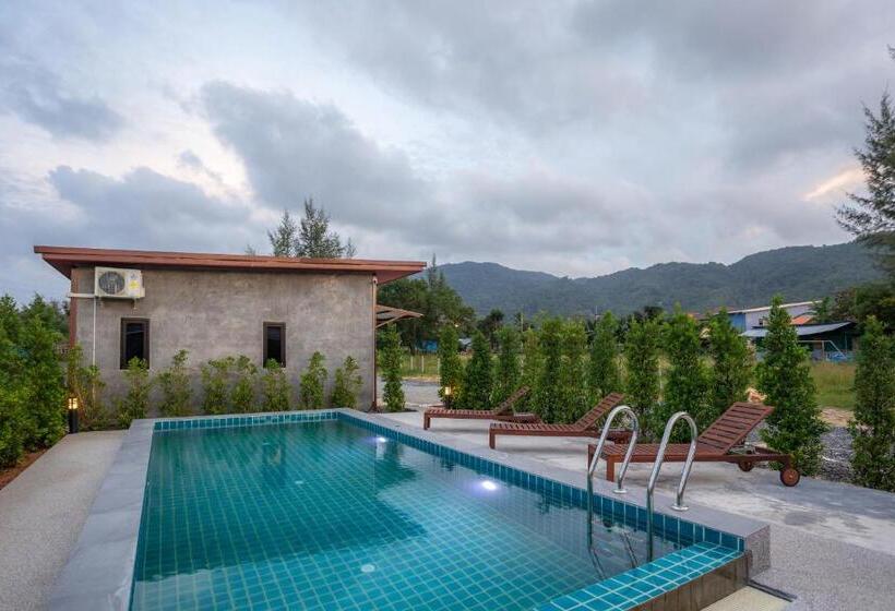 Szálloda Malinee Resort