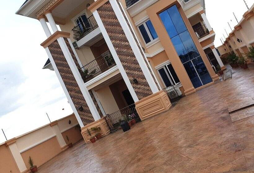 هتل Mexiloyd Luxury Rooms & Suites