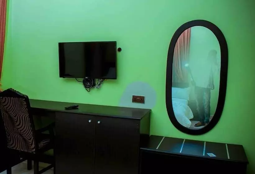 ホテル Mexiloyd Luxury Rooms & Suites