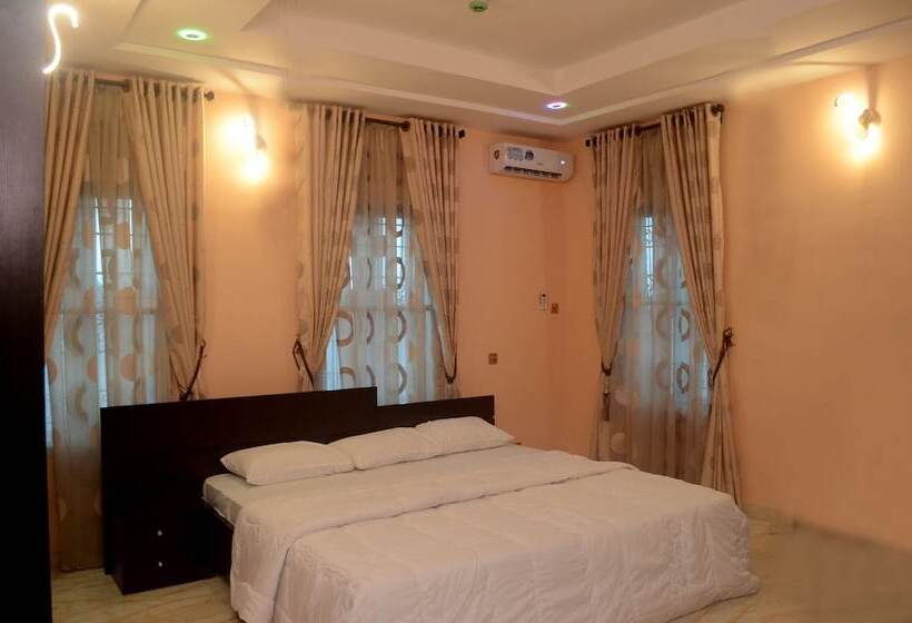 هتل Mexiloyd Luxury Rooms & Suites