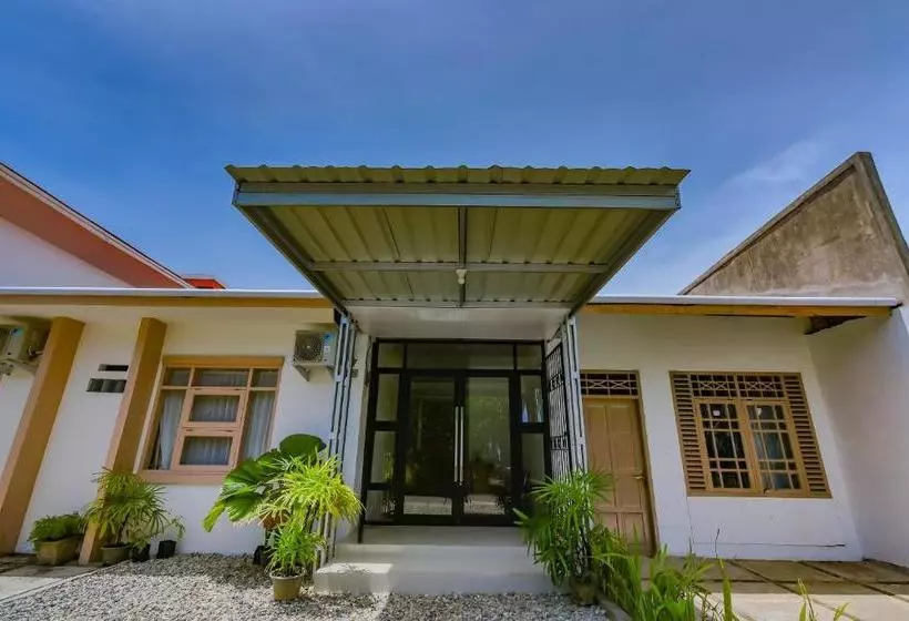 ホテル Oyo 3315 Tanjung Residence Syariah