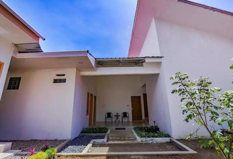 ホテル Oyo 3315 Tanjung Residence Syariah