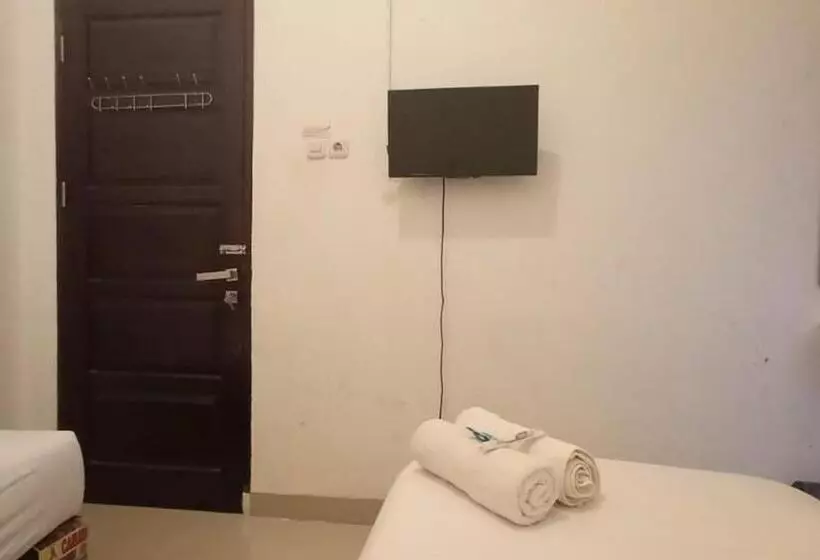 Hotelli Reddoorz Syariah At Galliano Homestay Bukittinggi
