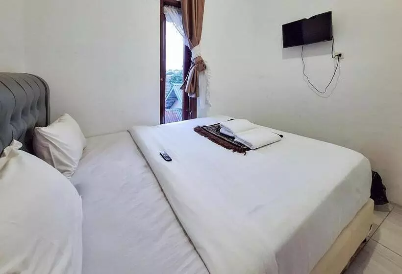 Hotelli Reddoorz Syariah At Galliano Homestay Bukittinggi