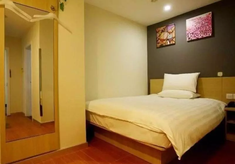 Hotelli Shell Zhangjiagang City Jingang Town Rtmart Central Shopping Plaza