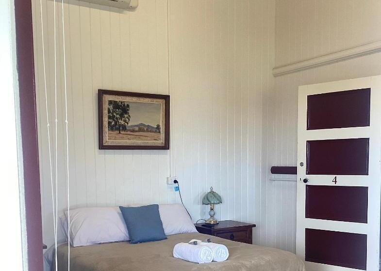 ホテル The Australian