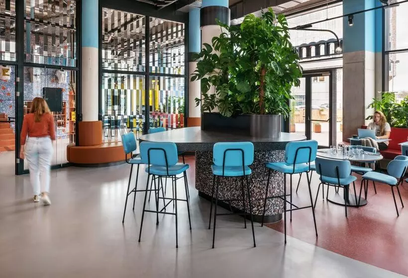 Hotelli The Social Hub Delft