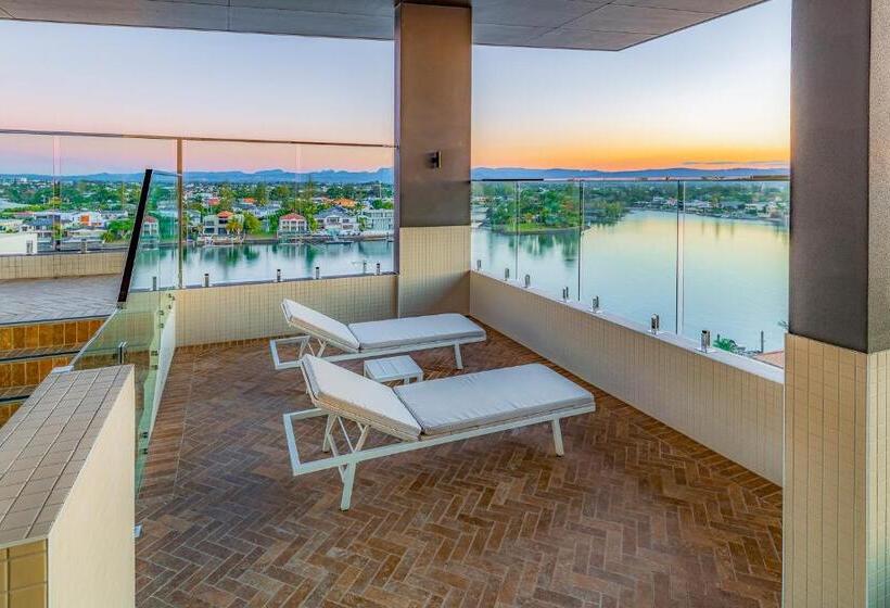 Peninsular Gold Coast