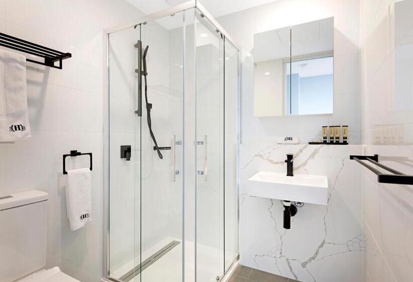 The Hamptons Apartments St Kilda