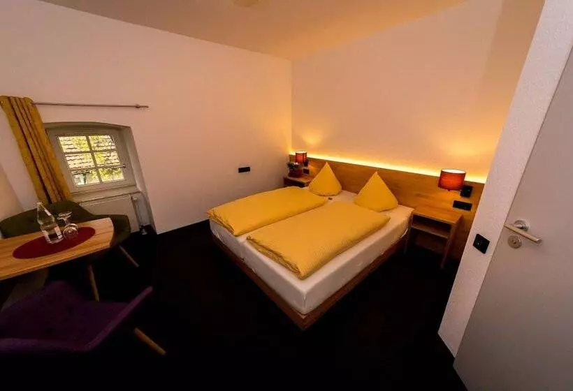 Wohlfühlhotel Im Schlosspark   Self Checkin