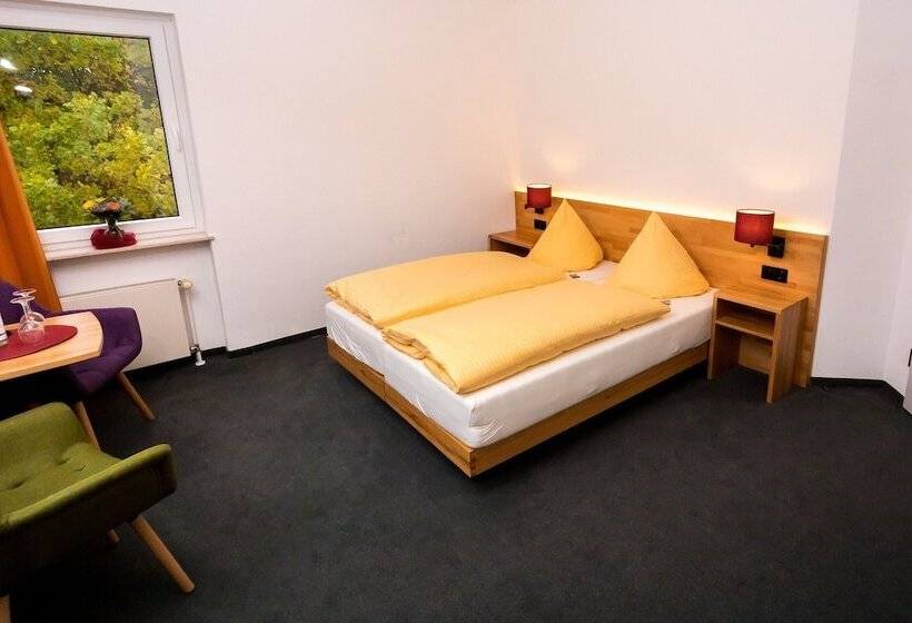 Wohlfühlhotel Im Schlosspark Self Checkin