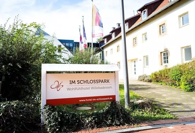 Wohlfühlhotel Im Schlosspark   Self Checkin
