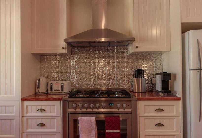 住宿加早餐 The Oaks Lilydale Accommodation