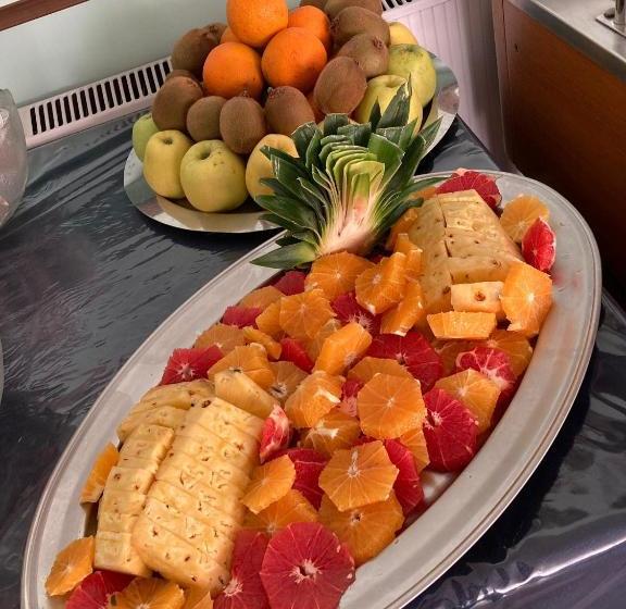 בית מלון כפרי International