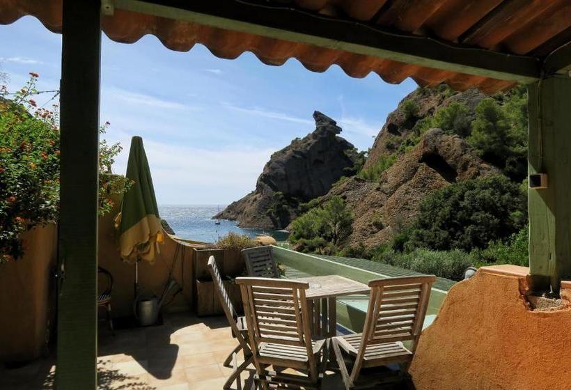 هتل La Calanque De Figuerolles