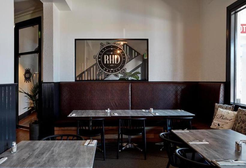 The Royal Hotel, Drouin