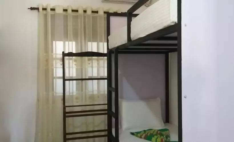 I & I Hostel