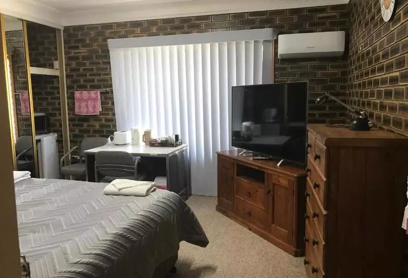 Lorac Bed And Breakfast