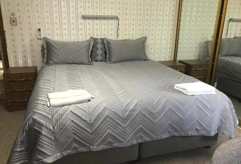 Lorac Bed And Breakfast