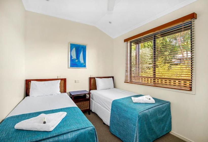 Курорт Tin Can Bay Marina Villas